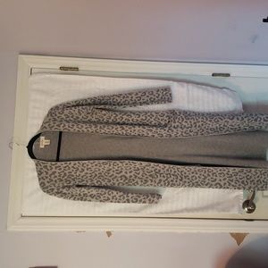 Girls Duster by Jessica Simpson Grey with dark gray cheetah print
